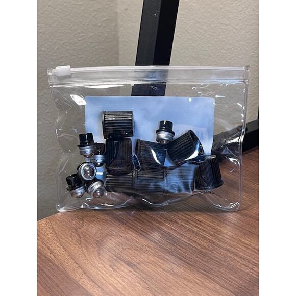 Young Living AromaGlide Roller Fitments – 6 Rollers + 8 Caps – New - Picture 2 of 2